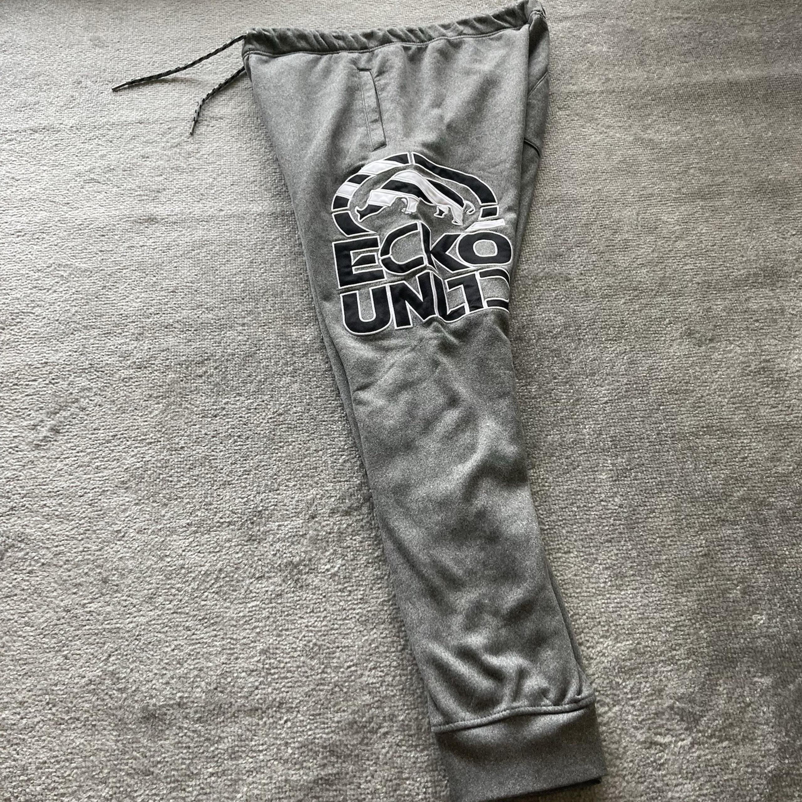 Vintage Ecko Unltd Gray Jogger Sweat Pants Pockets Men's XL