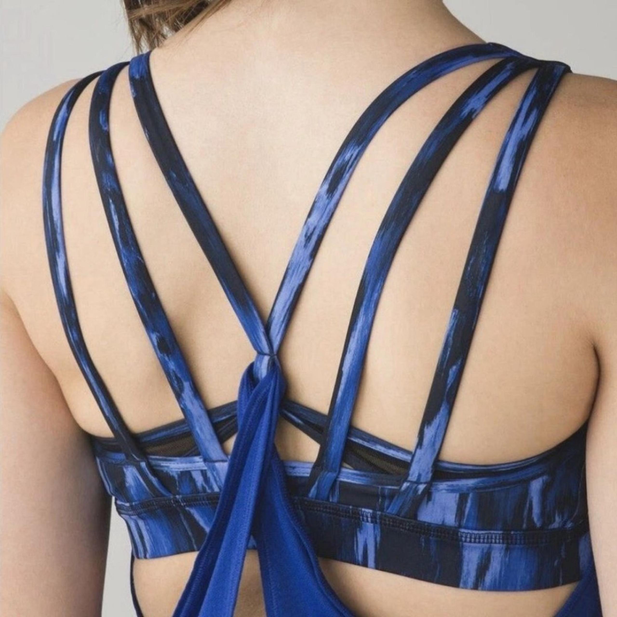 Lululemon Sports Bra Womens Size 10 Blue Strappy Unpadded Stretch Athletic