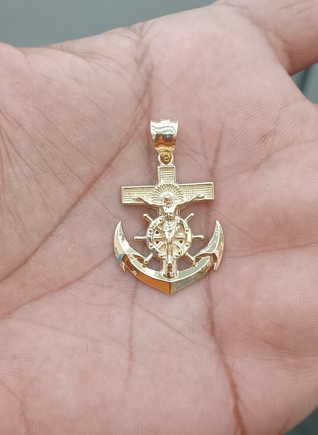 10kt real gold anchor pendant