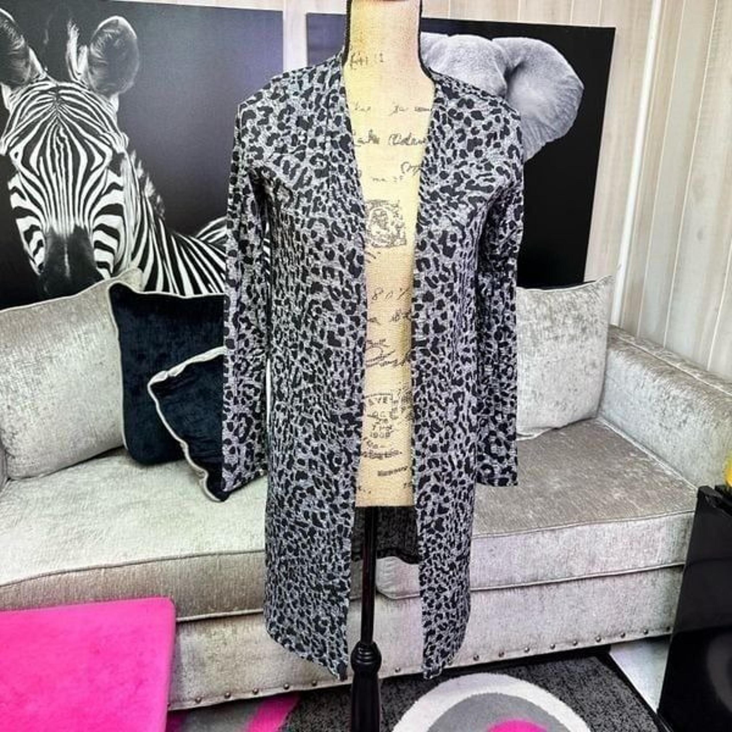 BCX Women Size XS Black and Gray Cardigan