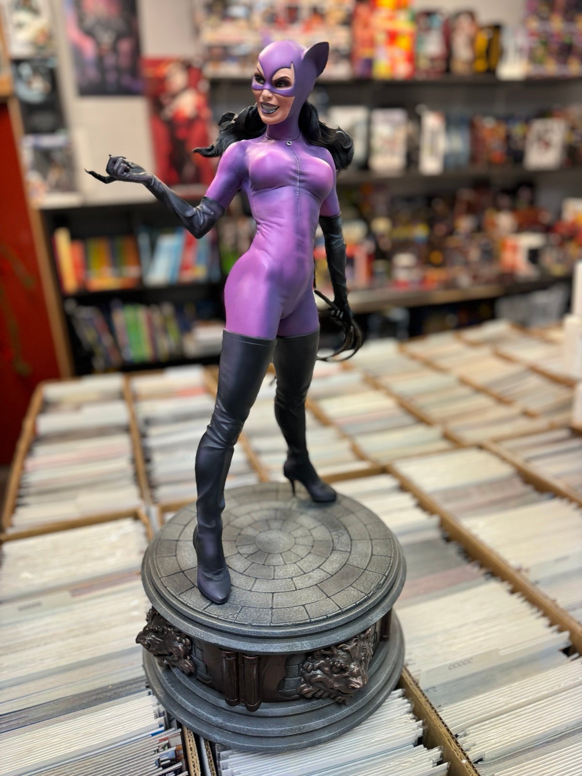 Classic Catwoman Premium Format Figure by Sideshow Collectibles
