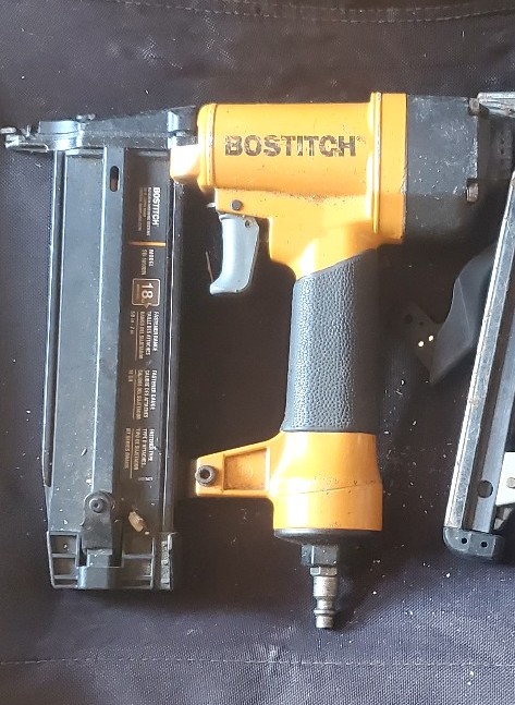 Bostitch 18ga 2in pnuematic Brad nailer