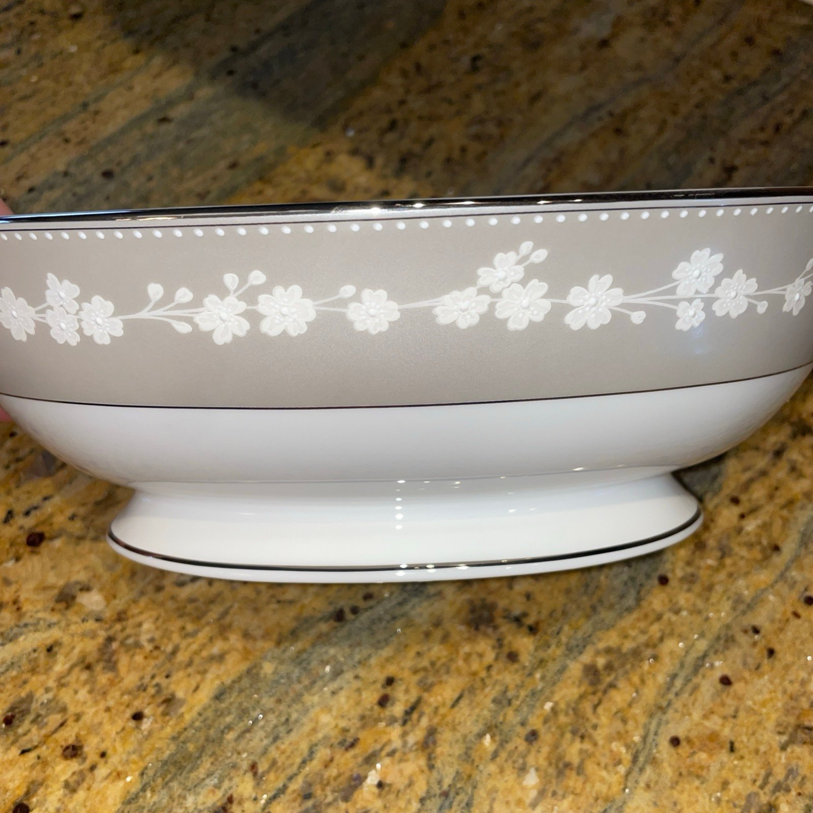 Lenox Bellina vegetable bowl new
