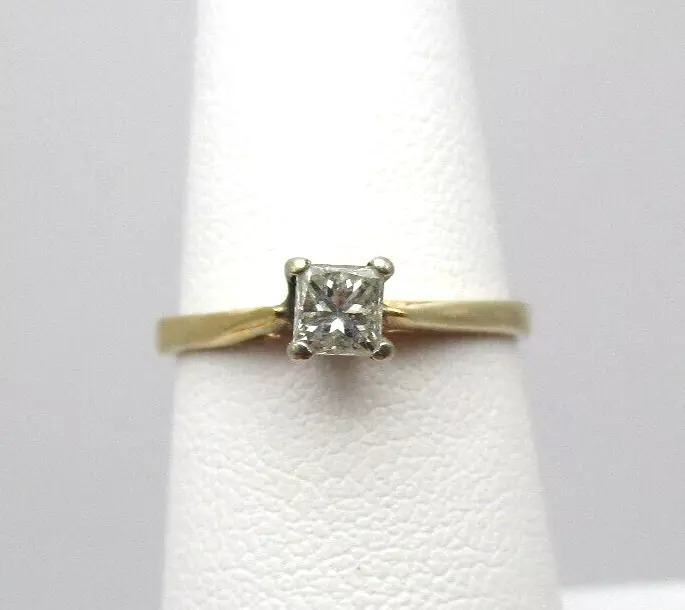 10K Yellow Gold Princess Diamond Solitaire Engagement Ring Size 6.5 [R268]