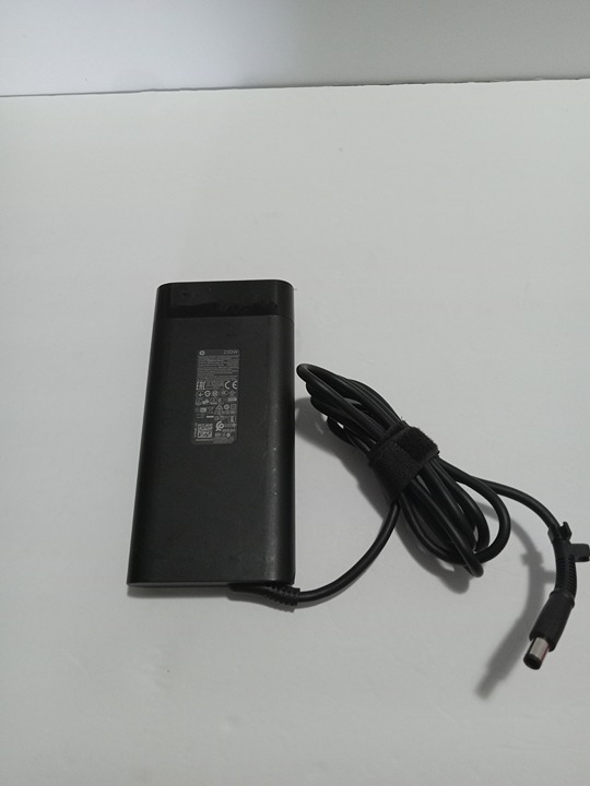 Hp 230 Watt Charger