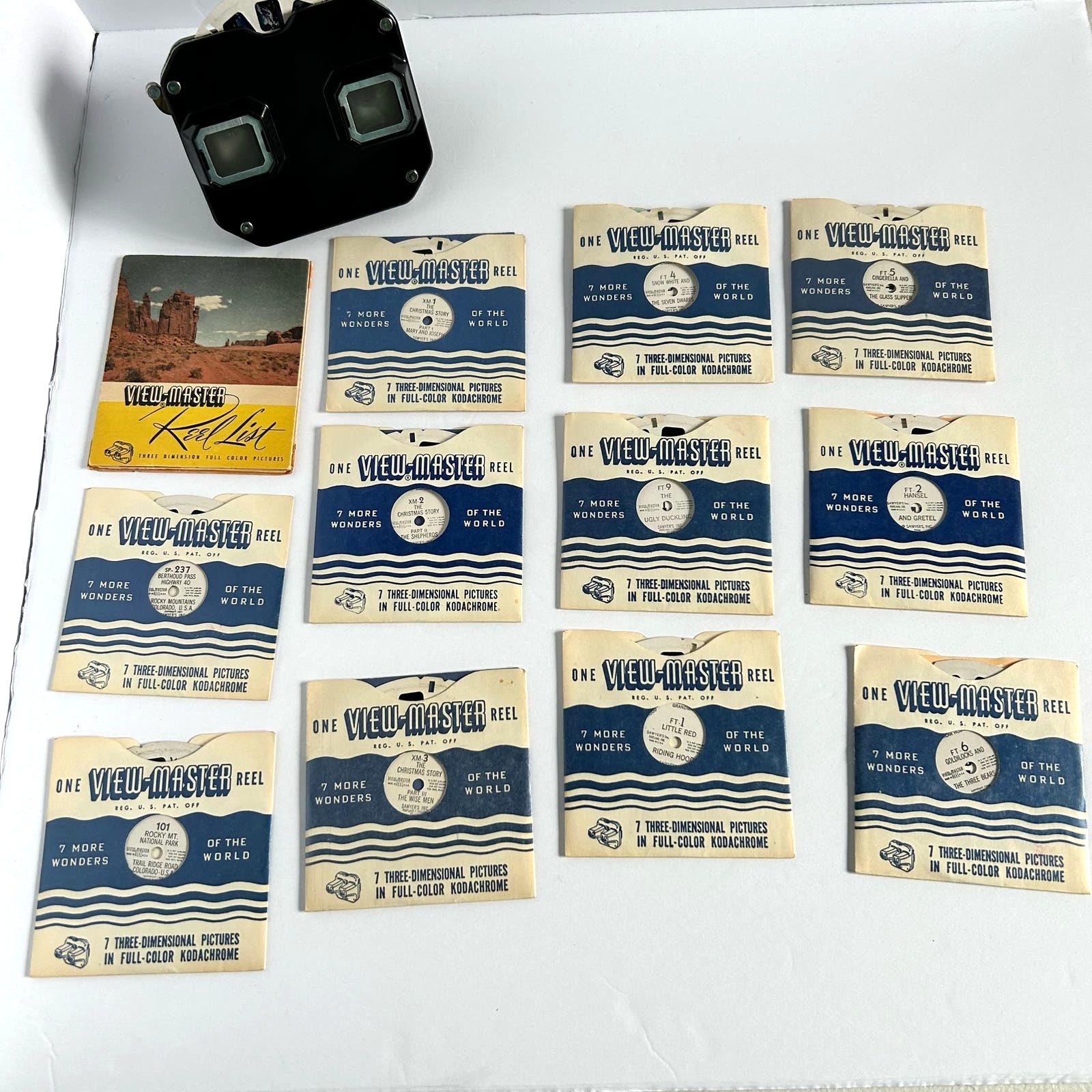 Vintage View-Master 12 Storybook Travel Christmas Disc Sawyers Portland USA