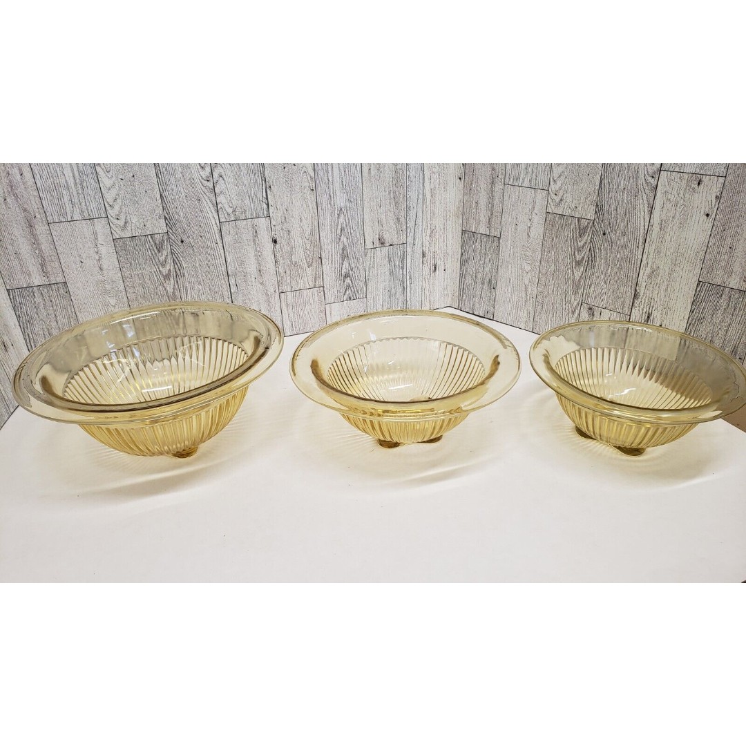 Hazel Atlas Amber Ribbed Mixing Nesting Bowl 4pc Set c1930s USA 7 9 10 11