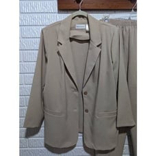 Alfred Dunner Women's Tan 3 Pc Polyester Belted Skirt And Pant Suit Size 16