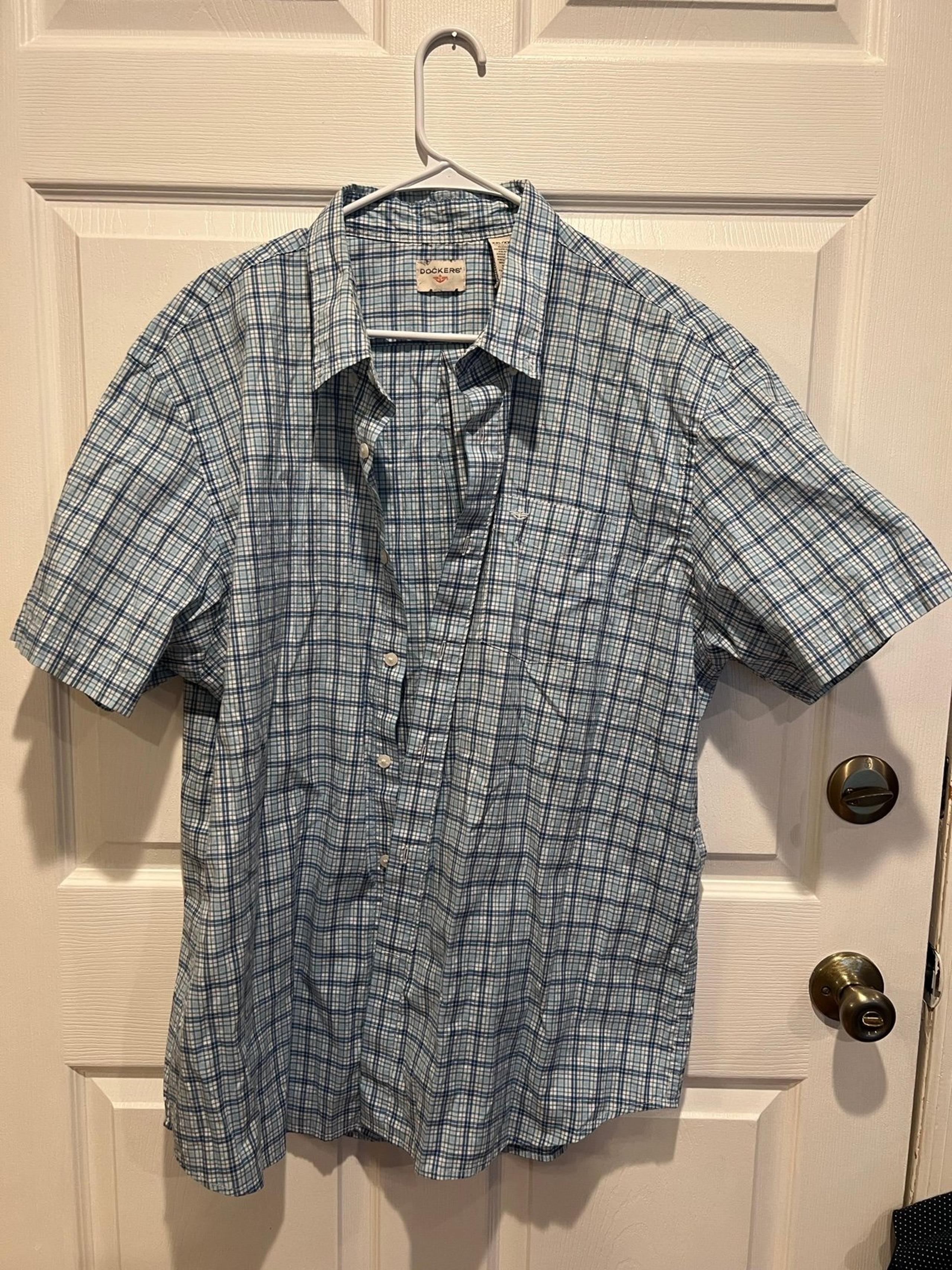 DOCKERS Mens Short Sleeve Botton Down