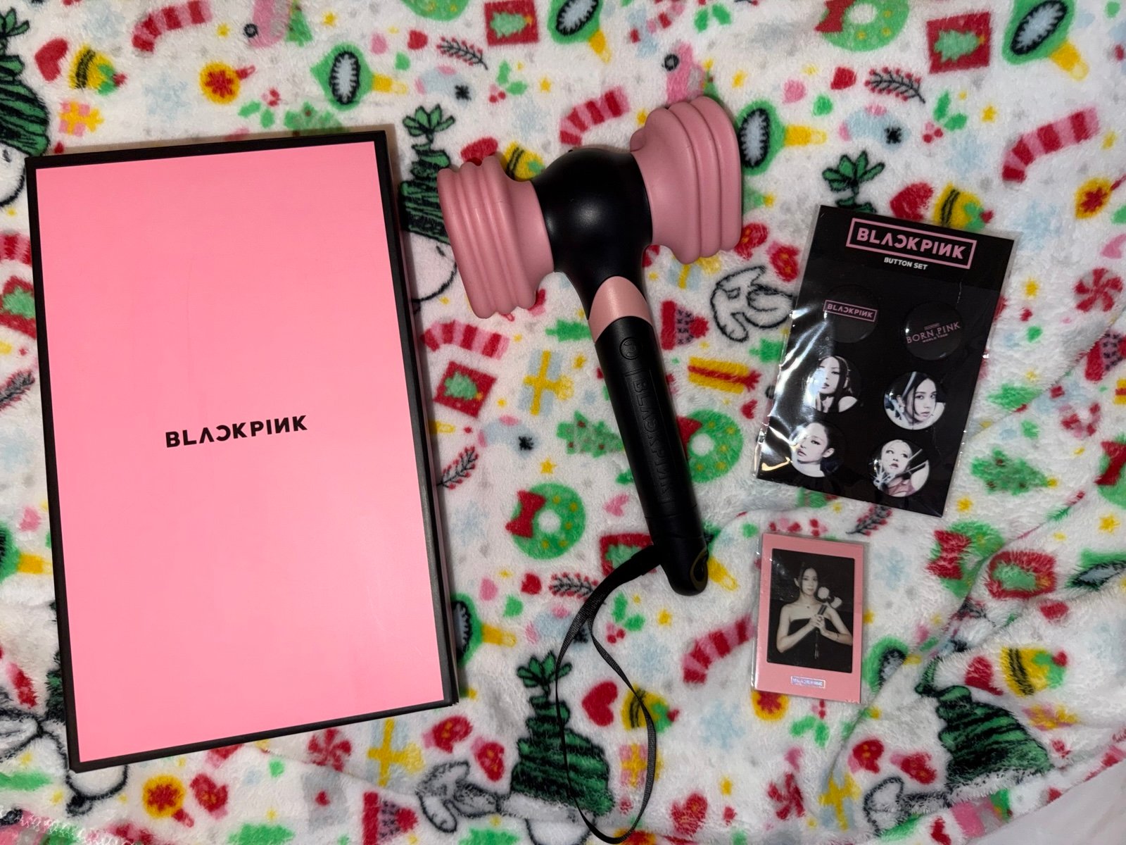 Blackpink light stick with pins