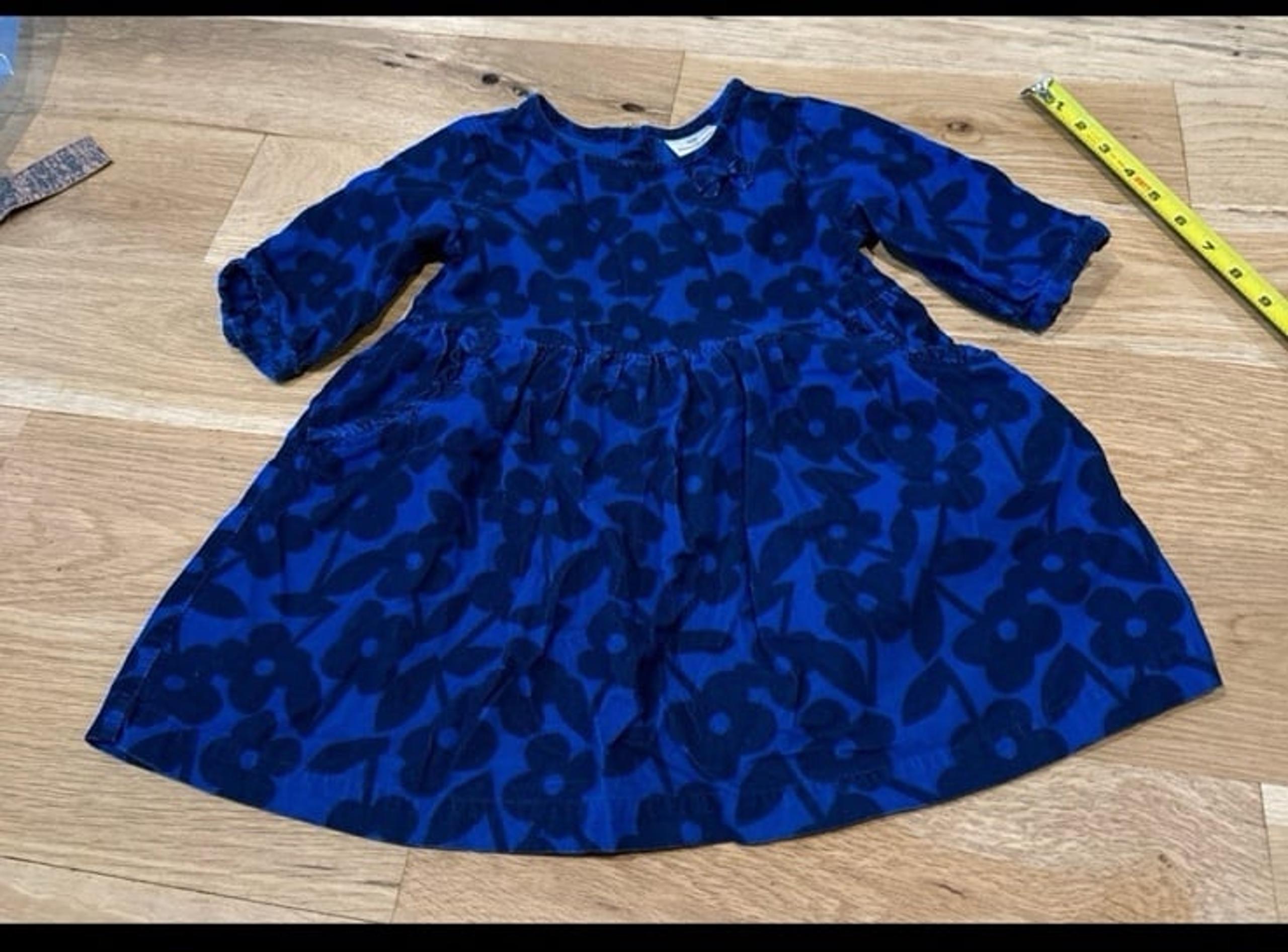 Girls Hanna Andersson Corduroy dress Size 4