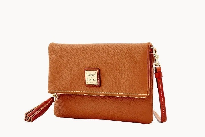 DOONEY&BOURKE Pebble Grain Caramel Foldover Zip Crossbody NWT + free charm