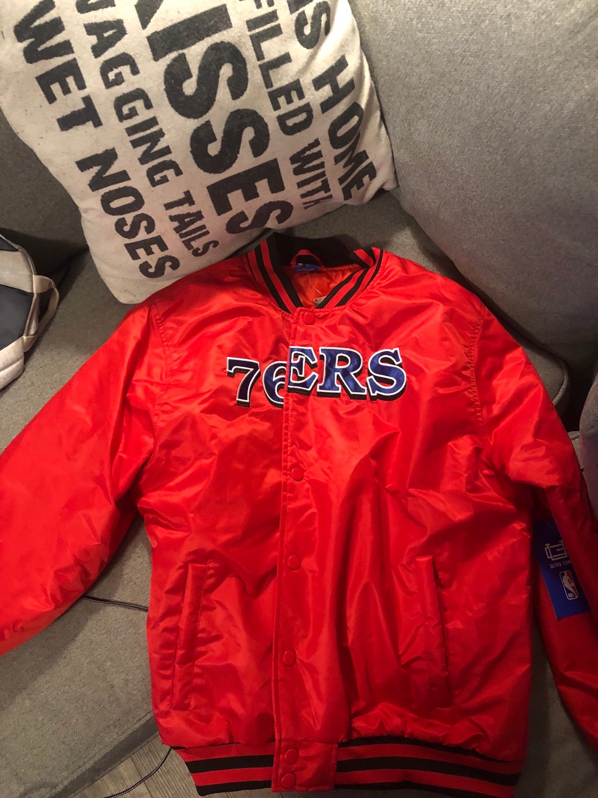 Philadelphia 76ers NWT Varsity Jacket size XL