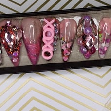 Press on nails Barbie inspired pink themed bedazzled