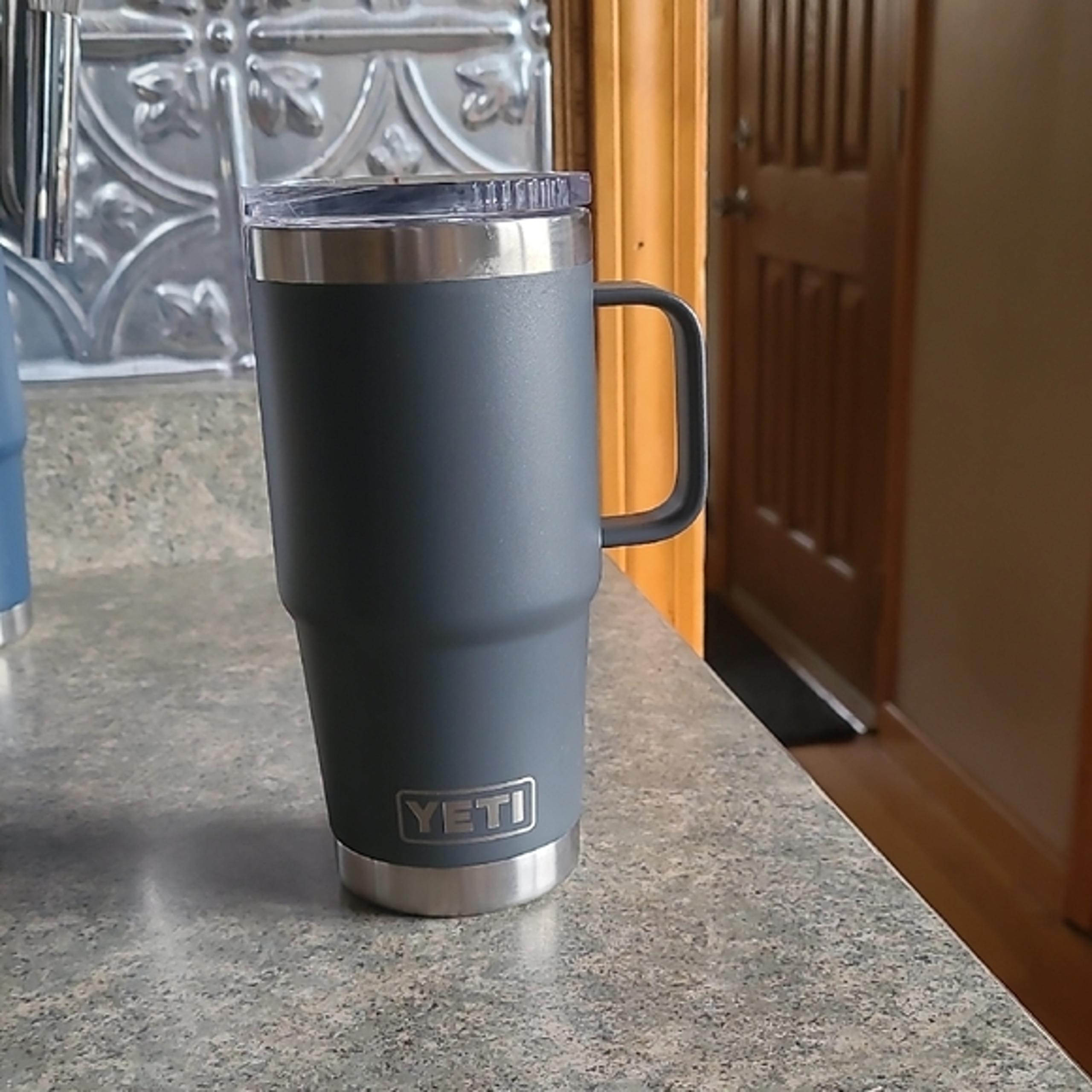 YETI Dark Gray Travel Mug with Handle, 20 Oz