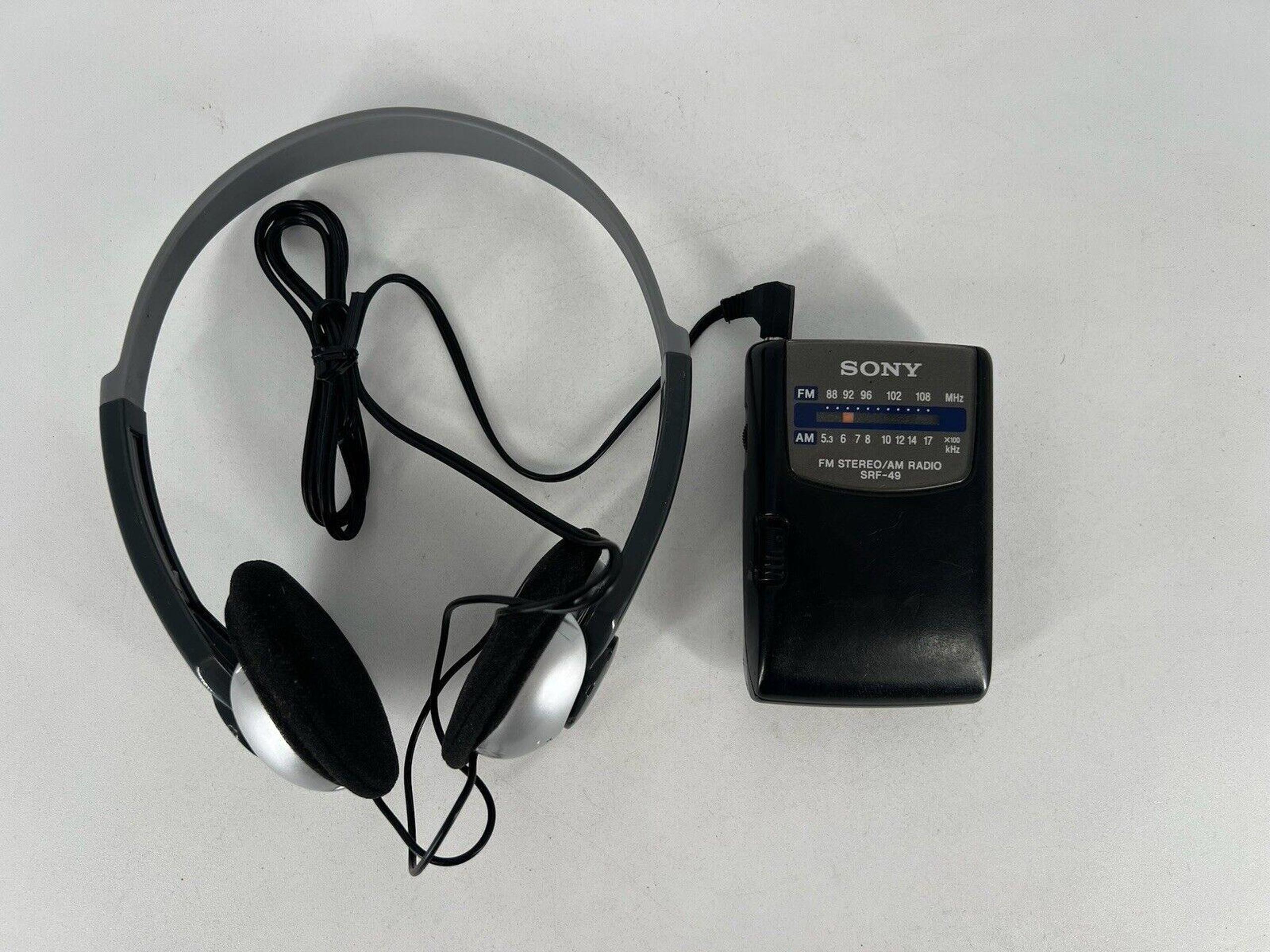 Sony Portable Radio Walkman [SRF-49] FM/AM Radio + Belt Clip Working PLEASE READ