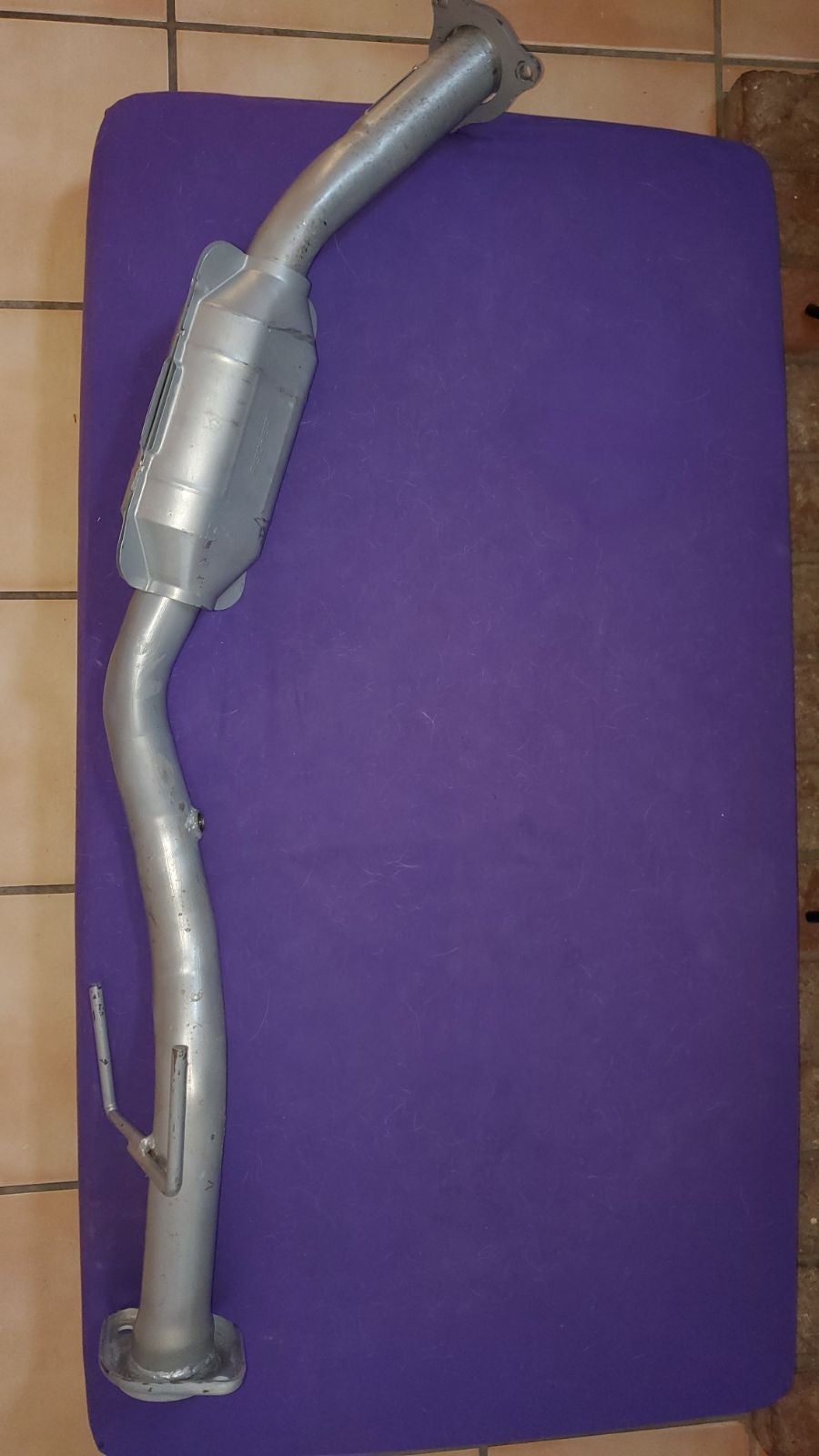 Catalytic converter 113in wheel base