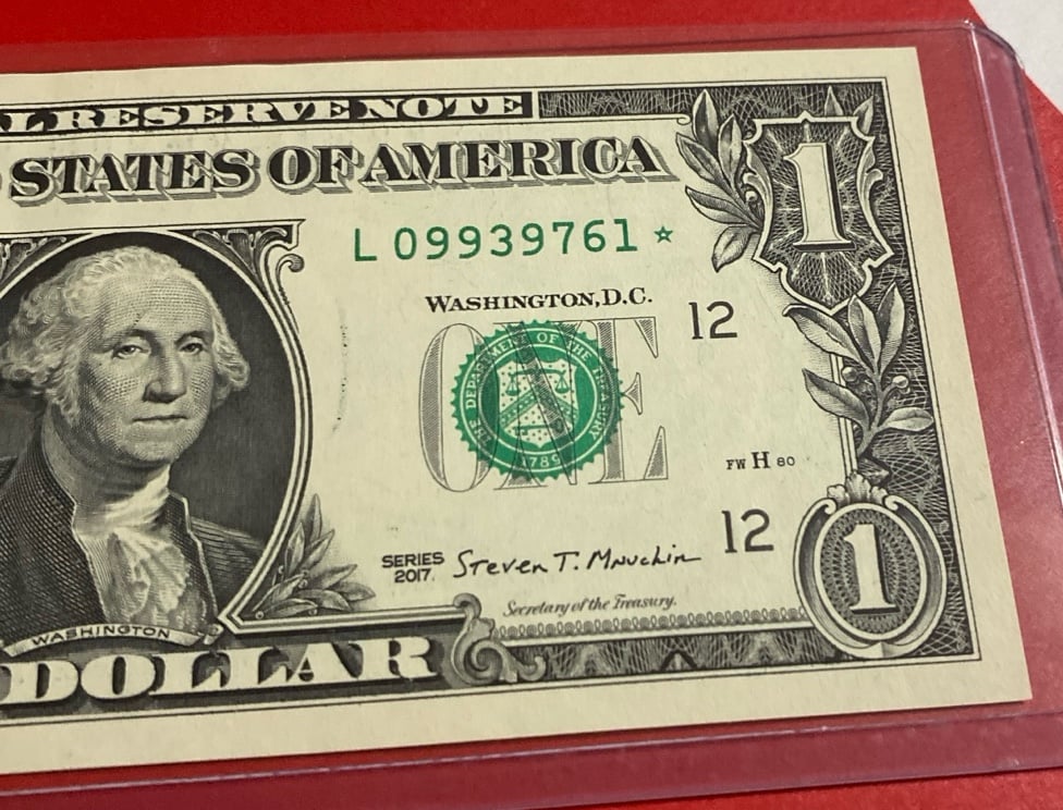 1 Dollar Bill Star Note L09939761