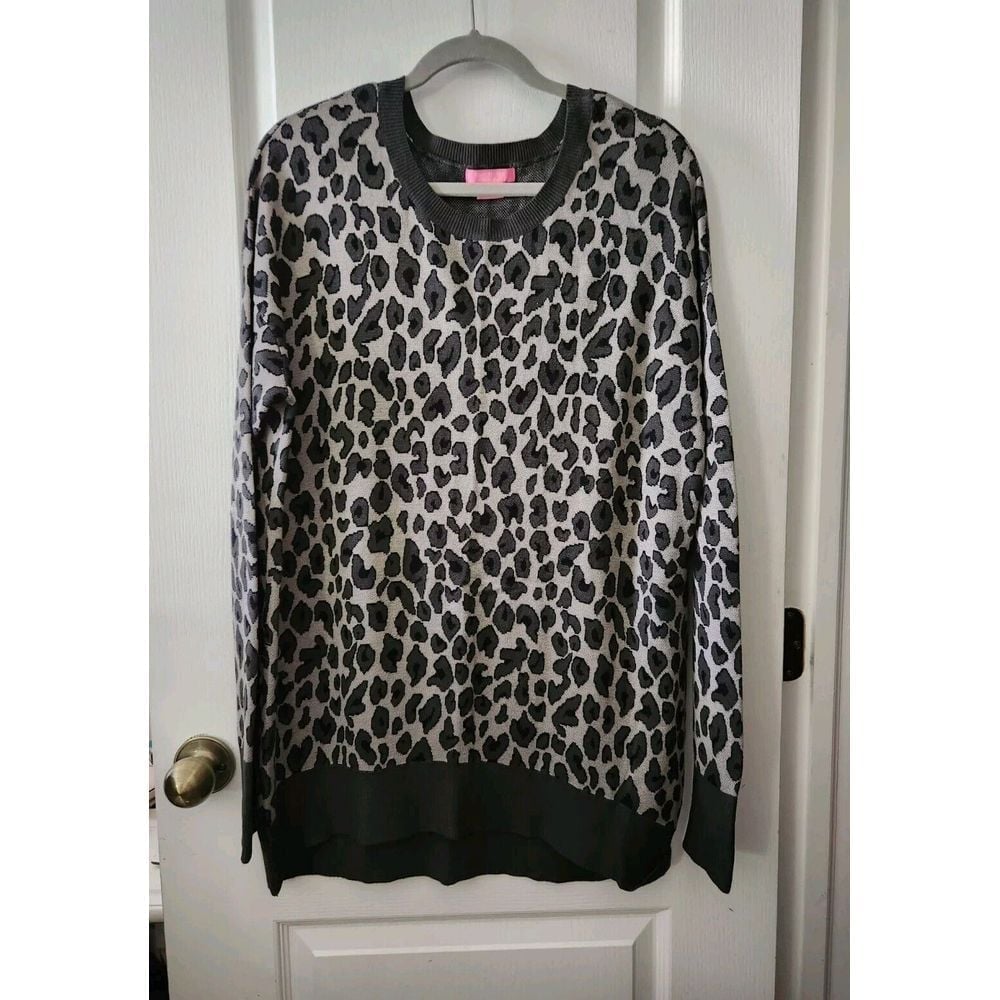 ISAAC MIZRAHI Women's Leopard Print Knit Pullover Sweater Gray Size XL