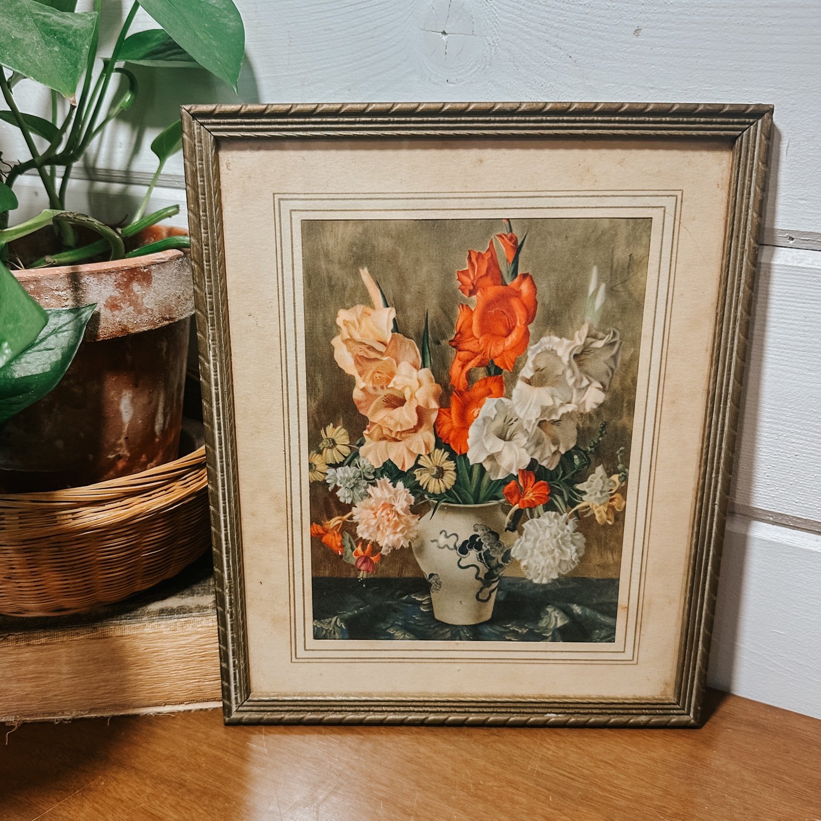 Vintage Floral Wall Hanging | Gallery Wall