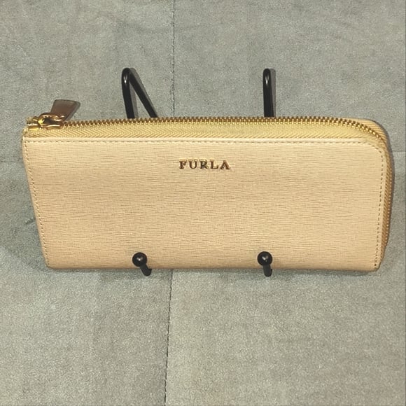 LN FURLA BABYLON METALLIC LONG ZIPPERED LEATHER WALLET BEIGE METALLIC 7½ x 4¼