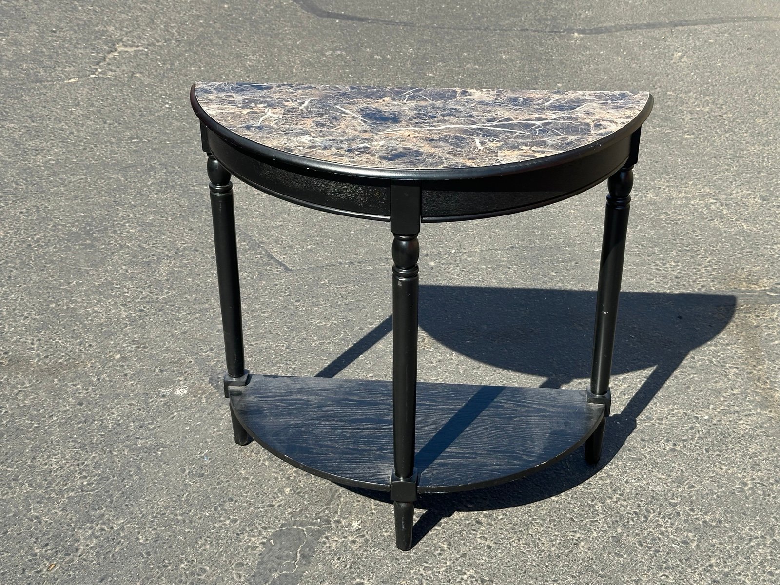 1/2 round - side table