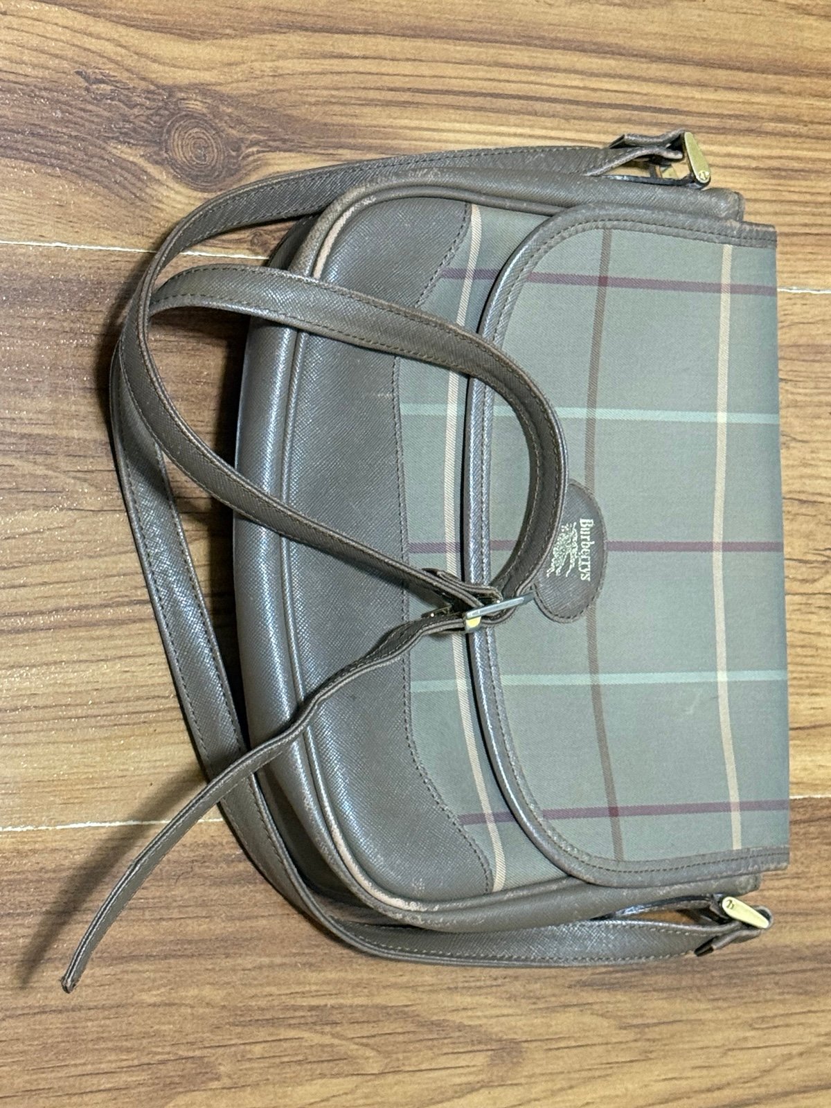 Burberry nova check shoulder Bag