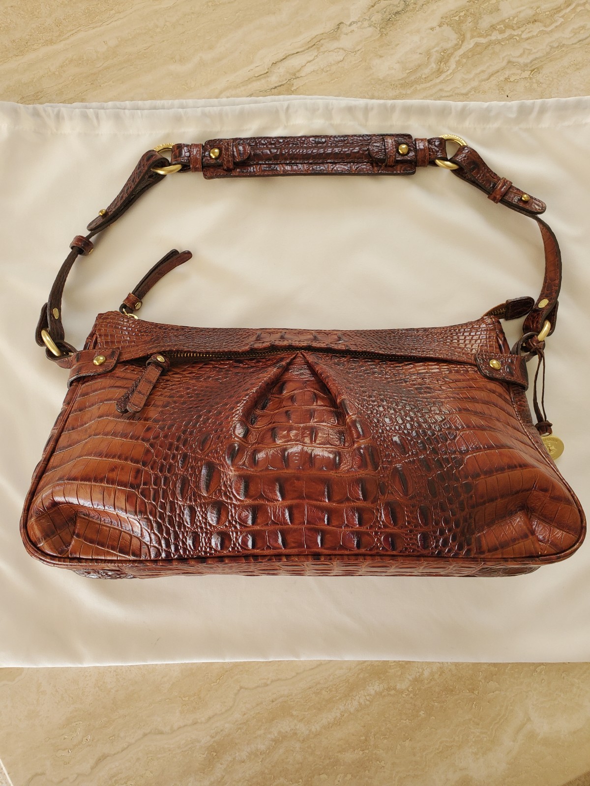 BEAUTIFUL VINTAGE BRAHMIN SHOULDER BAG IN PRISTINE CONDITION!! 100% AUTHENTIC