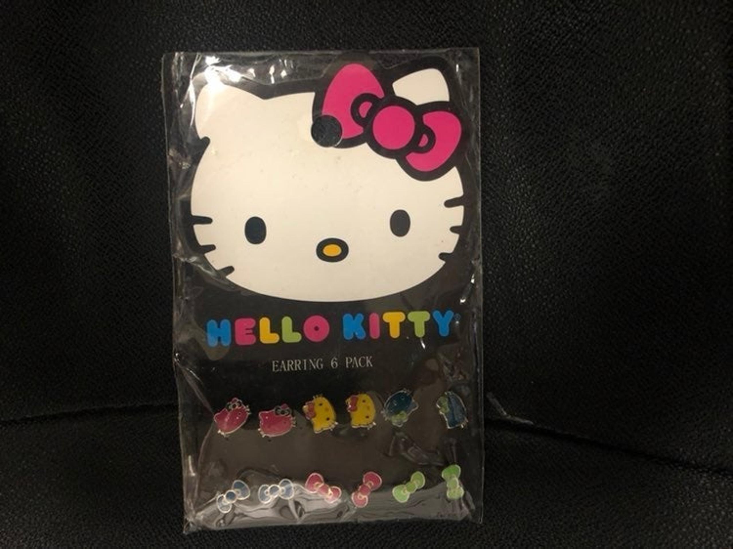 Hello kitty earring pack 6 style