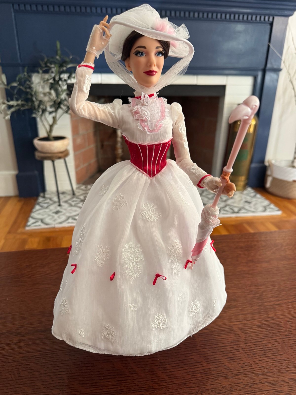 Disney 17” Limited Edition Mary Poppins 60th Anniversary doll