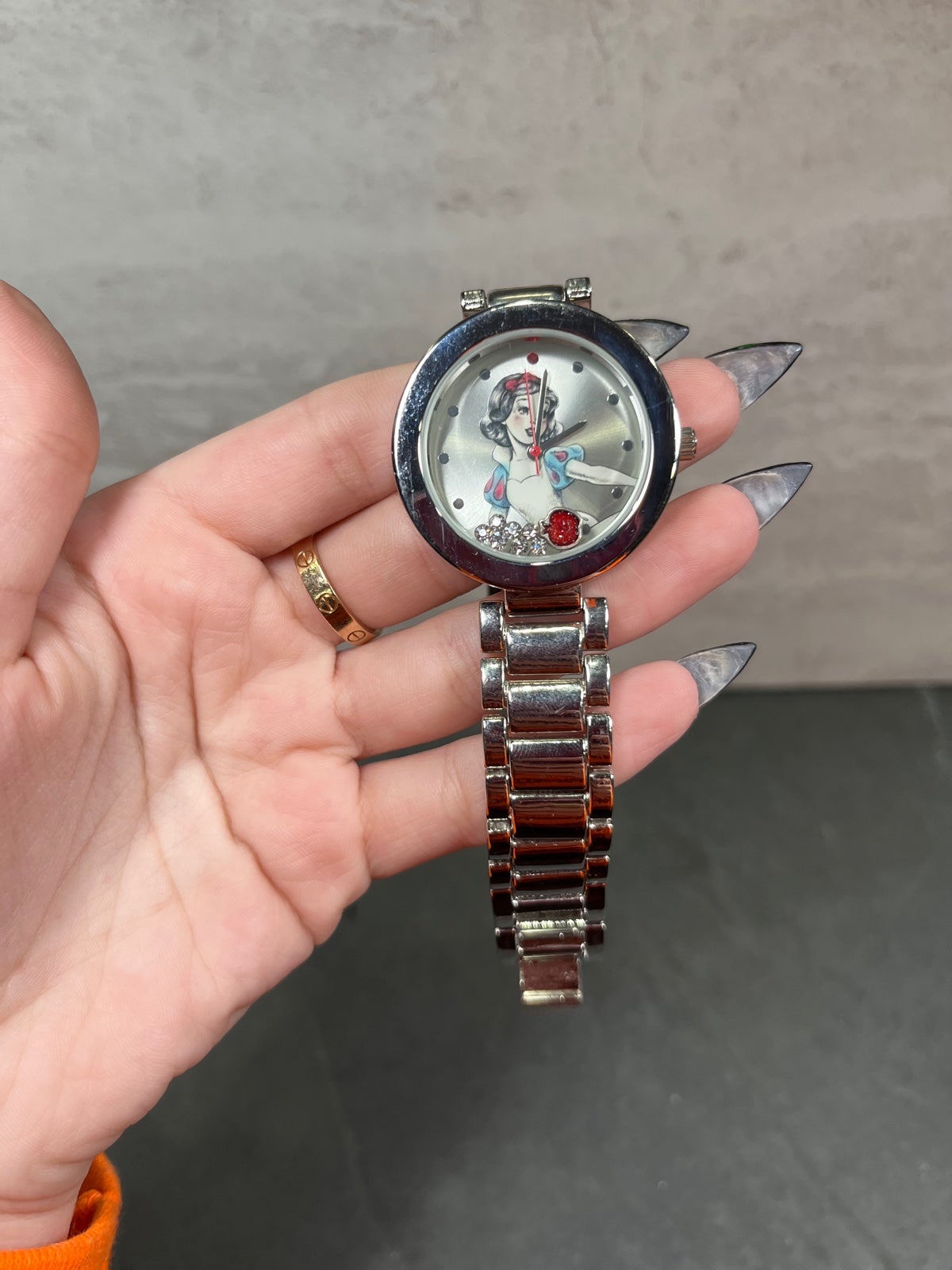 Disney Snow White watch medium size with interior apple charm