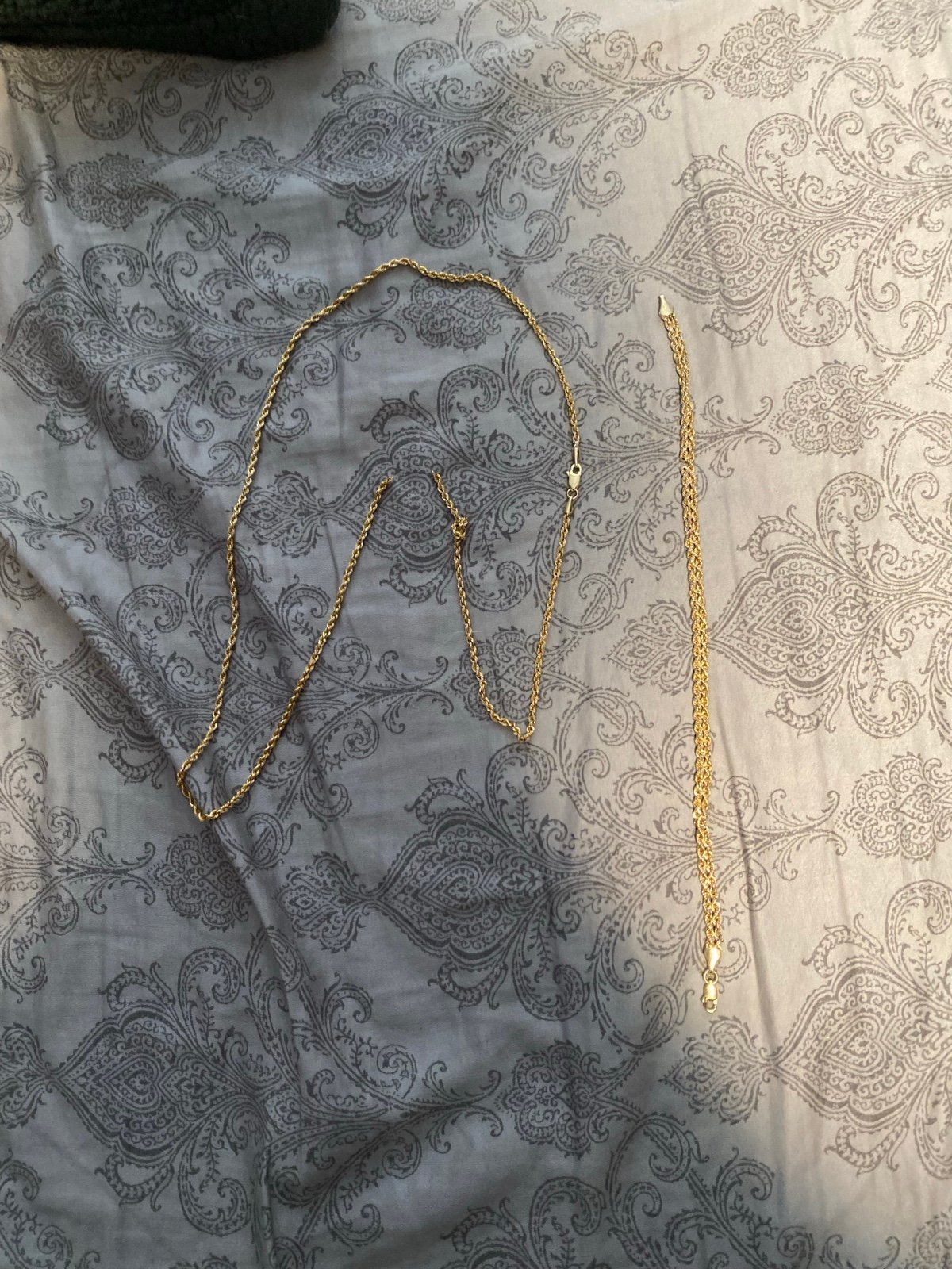14k and 10k Gold chain and bracelet