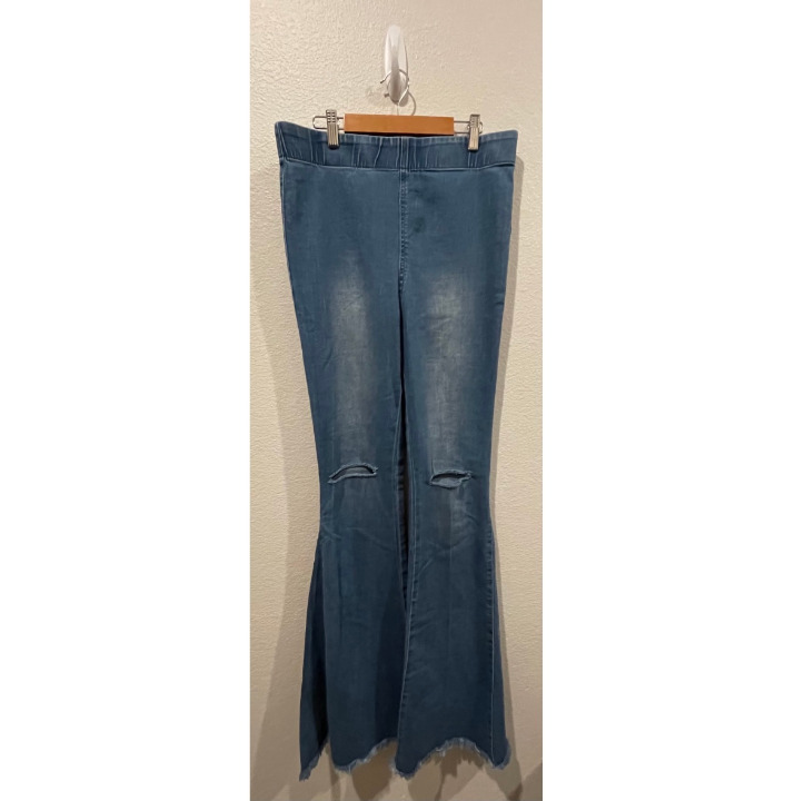 NEWBURY KUSTOM Bell Distressed Jeans