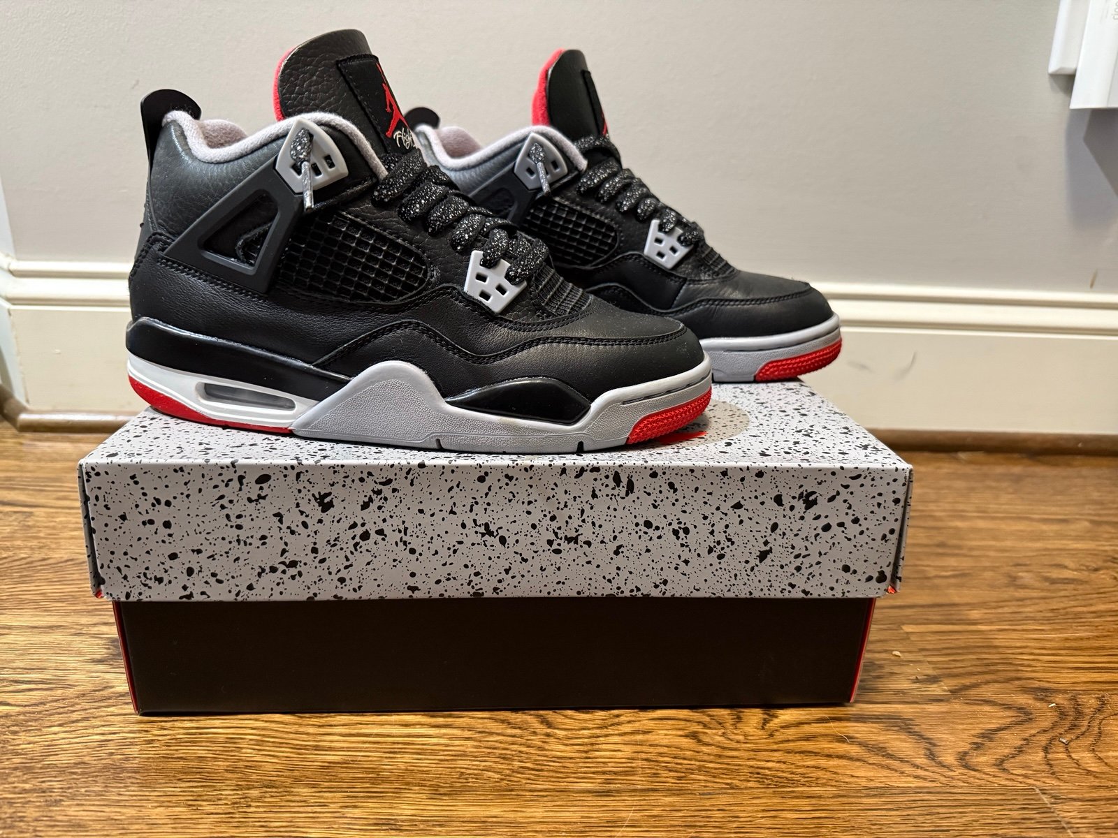 Jordan 4