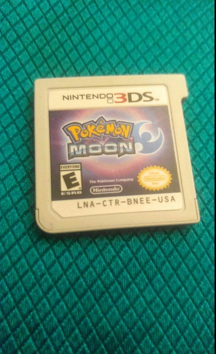 Pokemon moon cartridge 2025