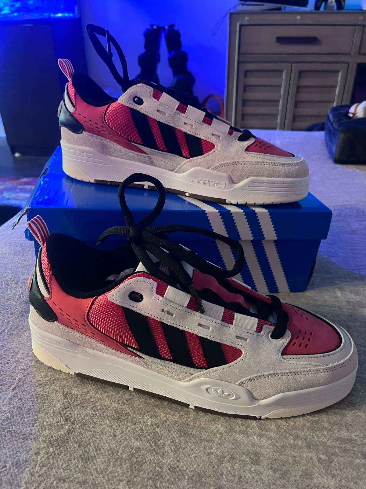 ADIDAS ADI2000 Sneaker Men's Size 12.5 Coral/ Black/ White GZ6188