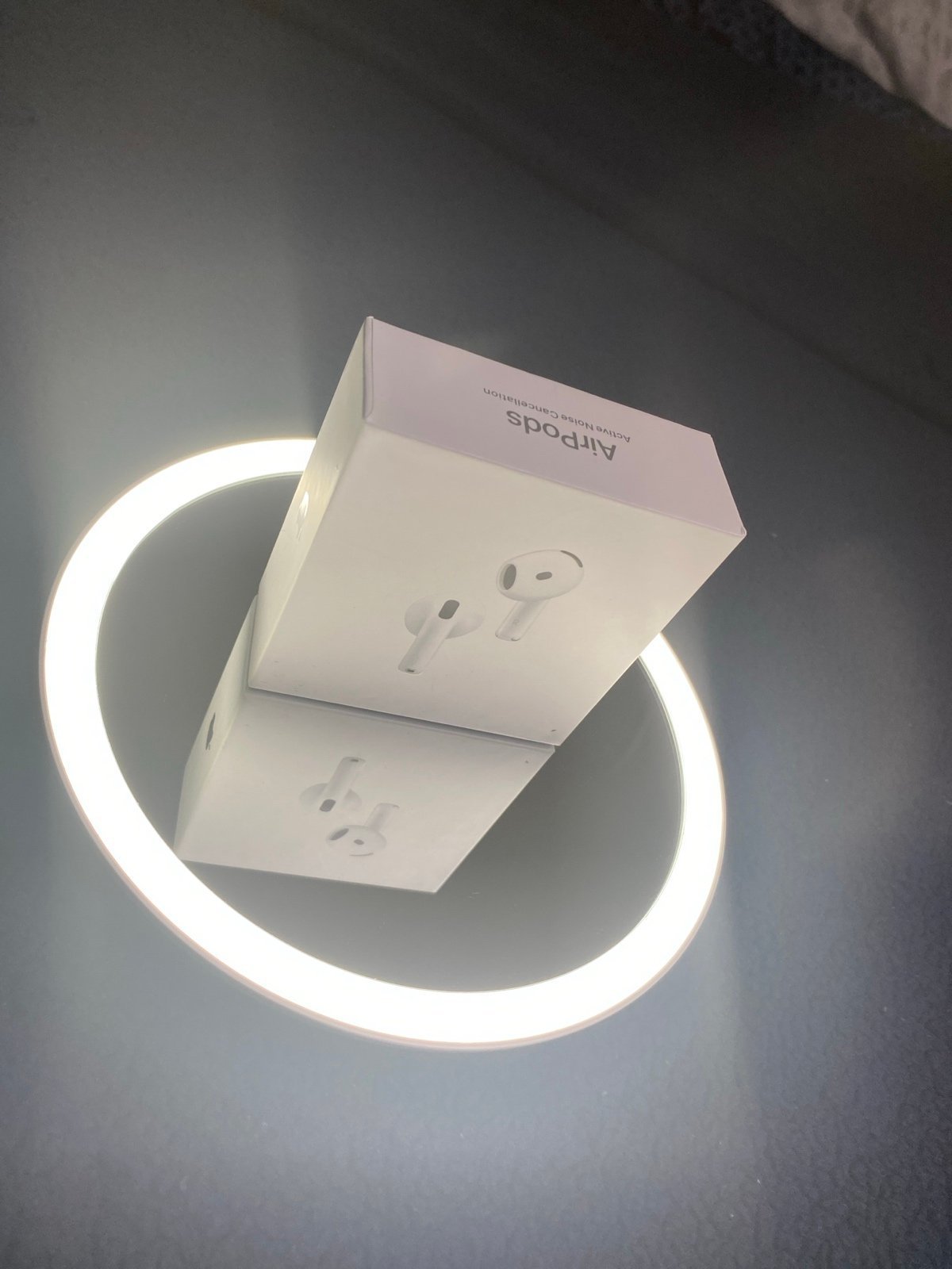 AirPods