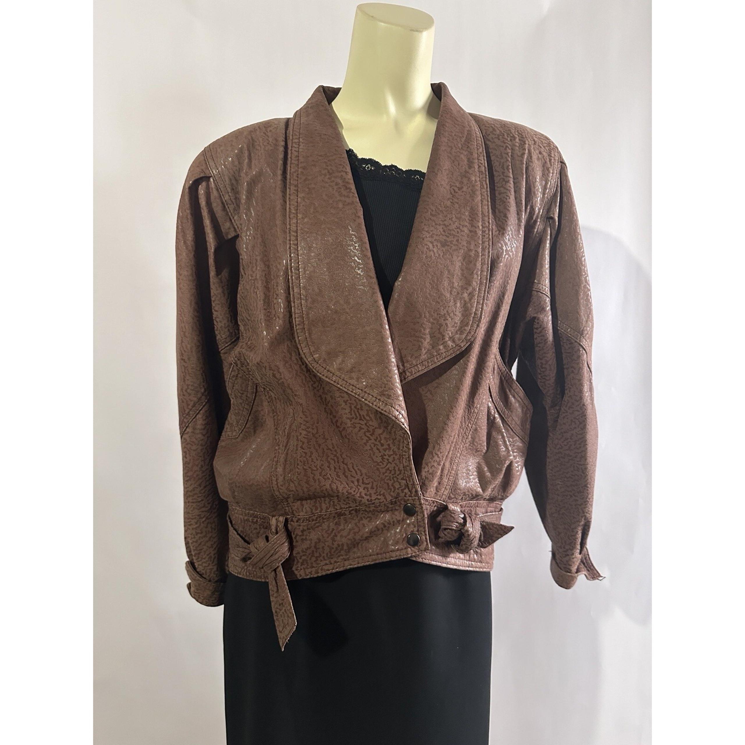 Winlit  Brown Leather Jacket Size Petite Short Patterned Belted Lined