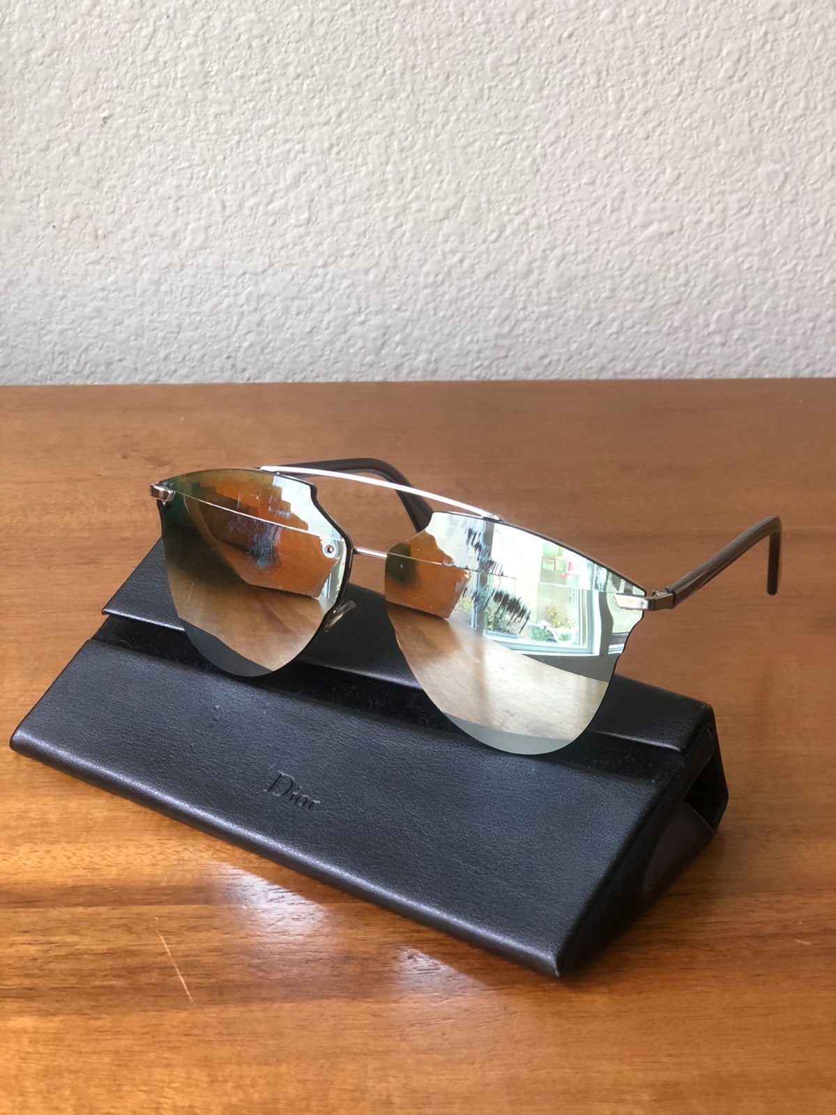 DIOR MIRRORED SUNGLASSES(LENS SCRATCHED)