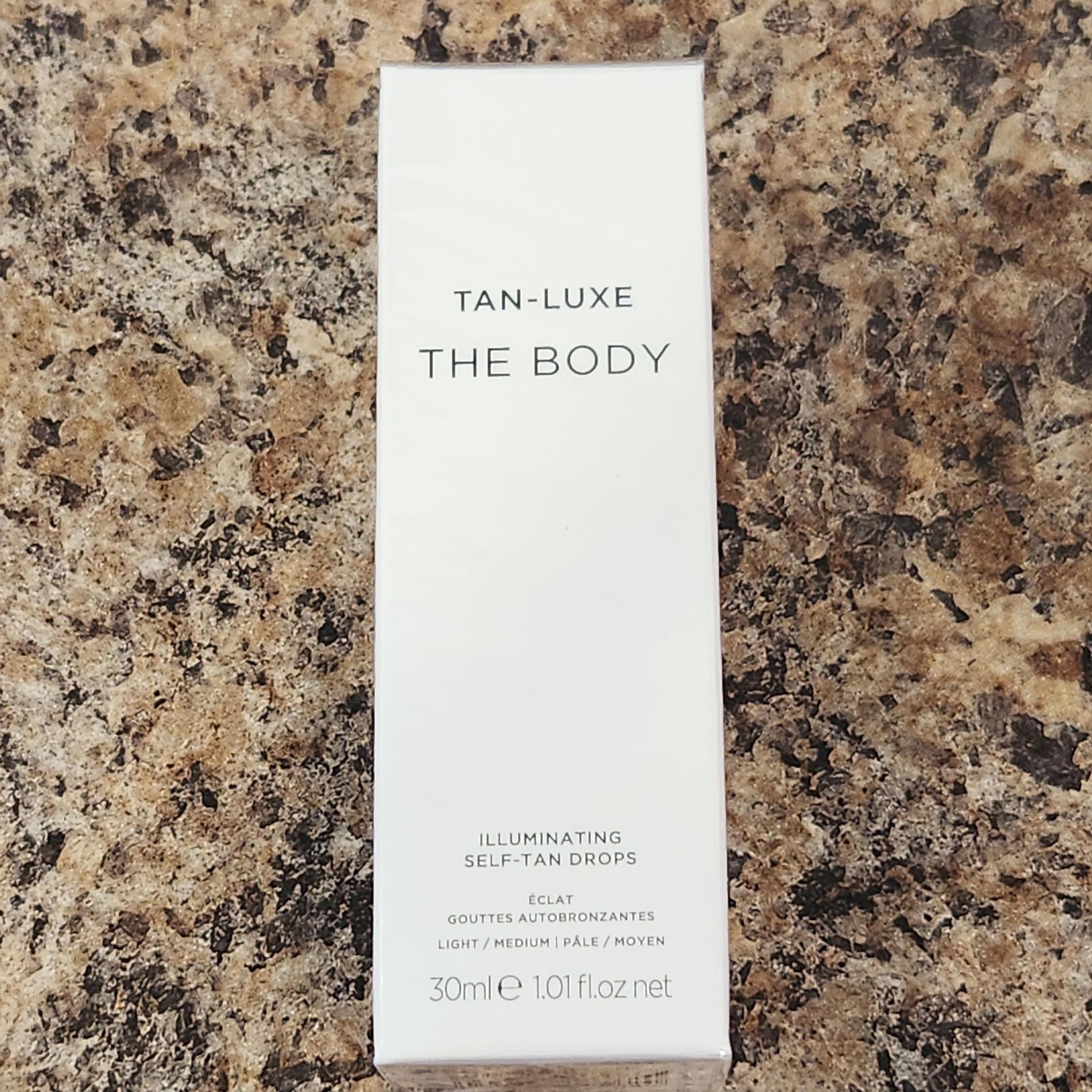 TAN-LUXE THE BODY ILLUMINATING SELF-TAN DROPS Light/Medium