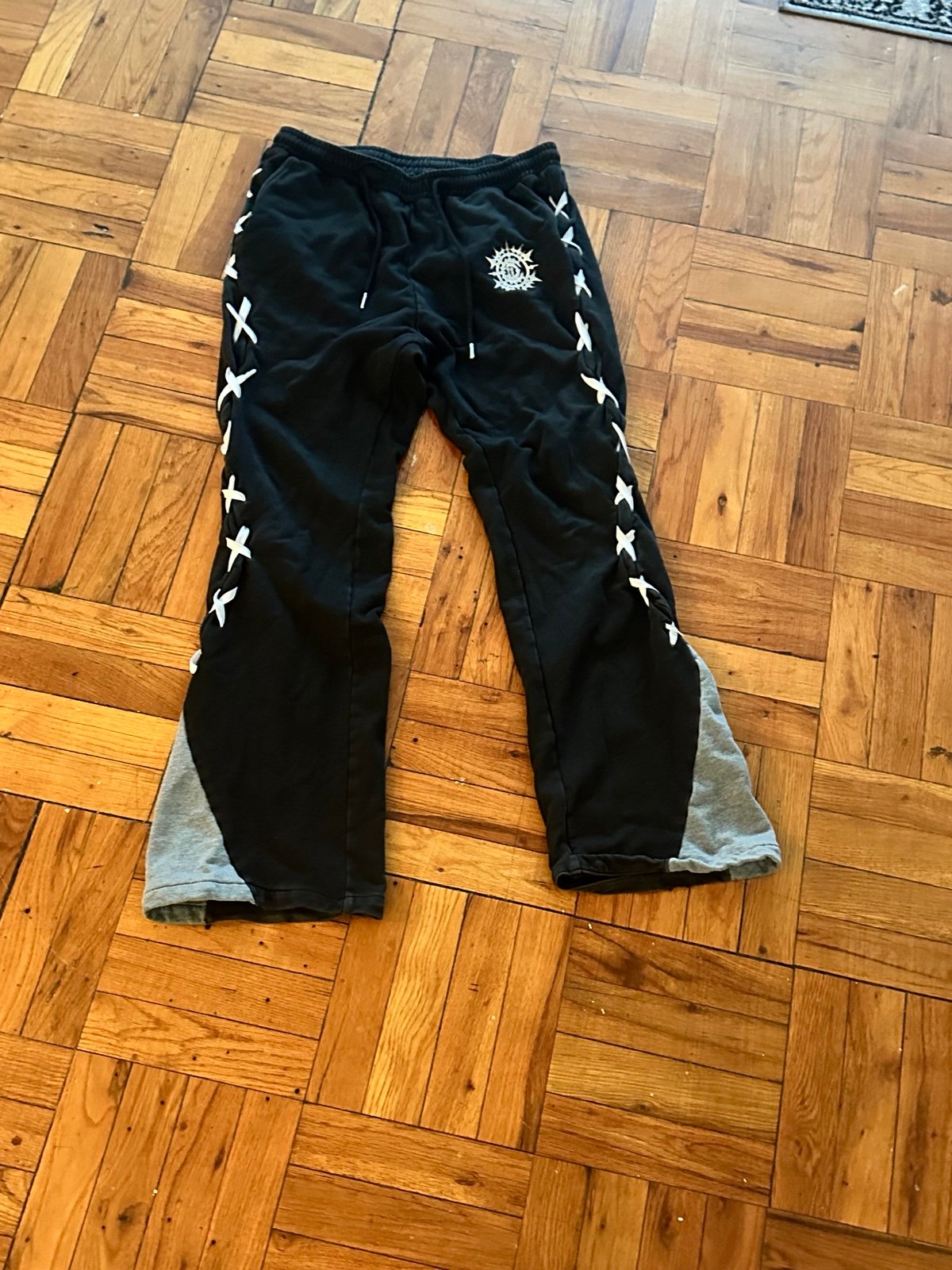 Archved flared sweatpants