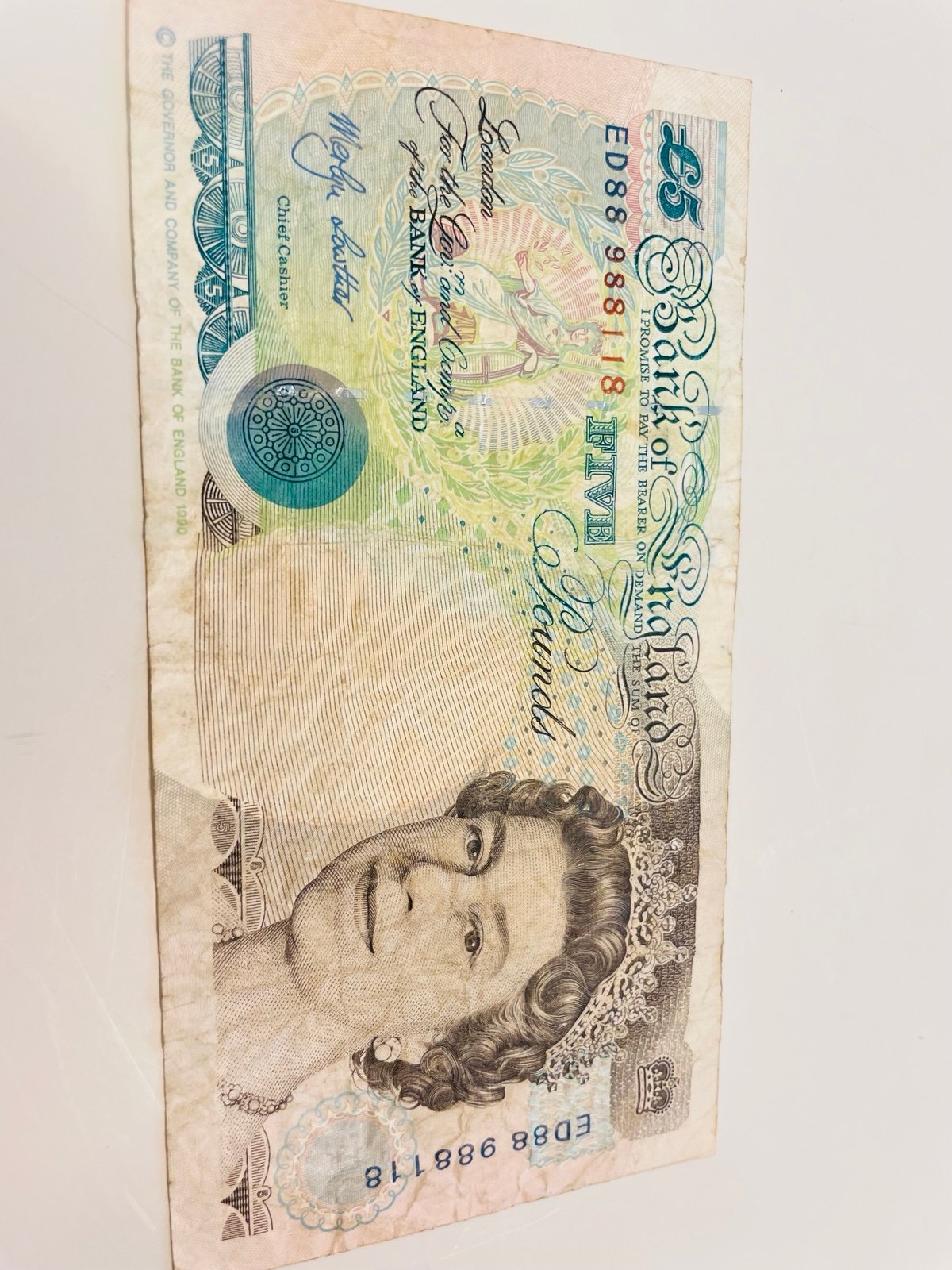 5 Pounds - Elizabeth II Series E; Elizabeth Fry, paper