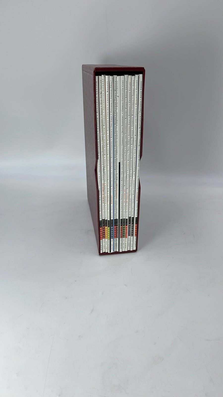 Saveur Magazine Lot 13 from 2009-2010 (118-130)