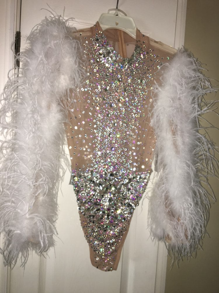 Diamond feather body suit with the diamo