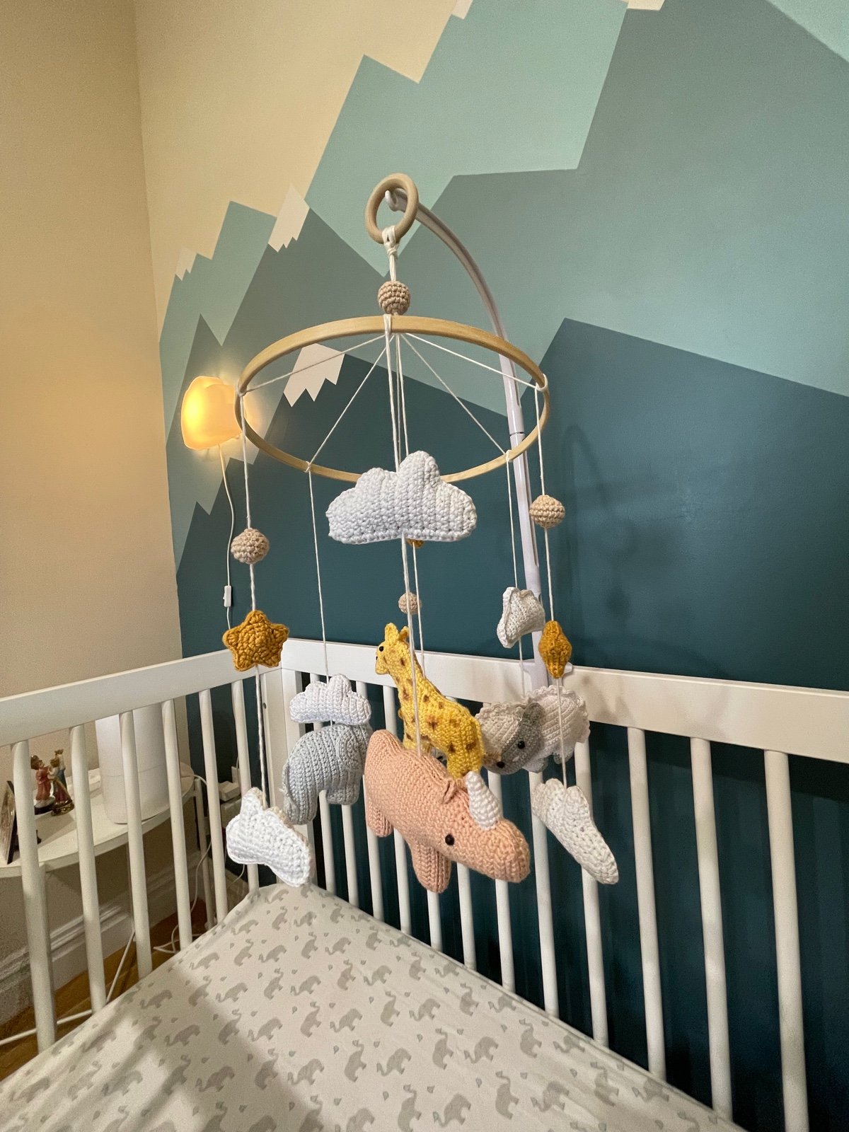 crib mobile