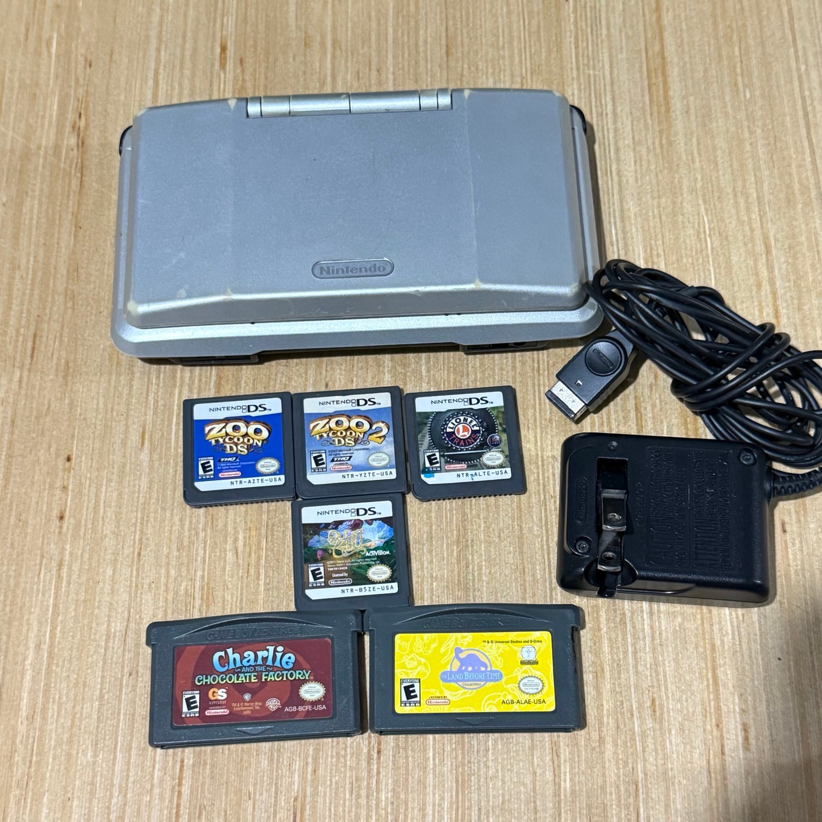 Nintendo DS Titanium Game Console w/4Games-Charger/No-Pen Tested Good Read Blw!!