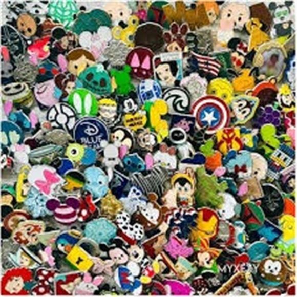 DISNEY TRADING PINS 50 LOT, NO DUPLICATES, + Free Minnie Lanyard & Free Shipping