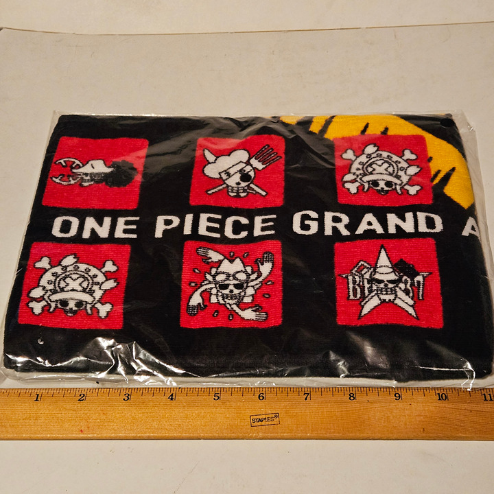 One Piece Grand Arena Tour long towel