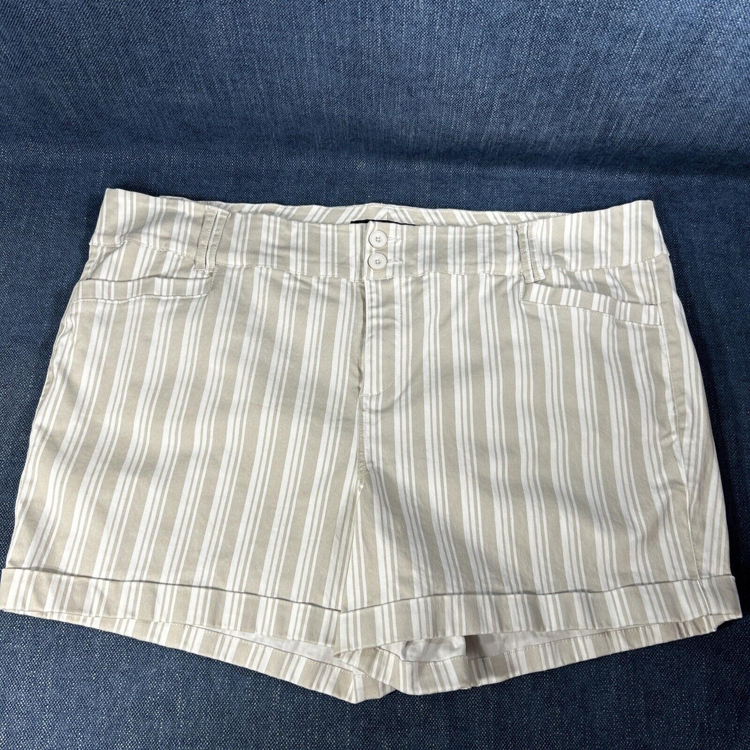Torrid Womens Shorts 28 Stretch Striped Cotton Twill Beige White With Cuffs