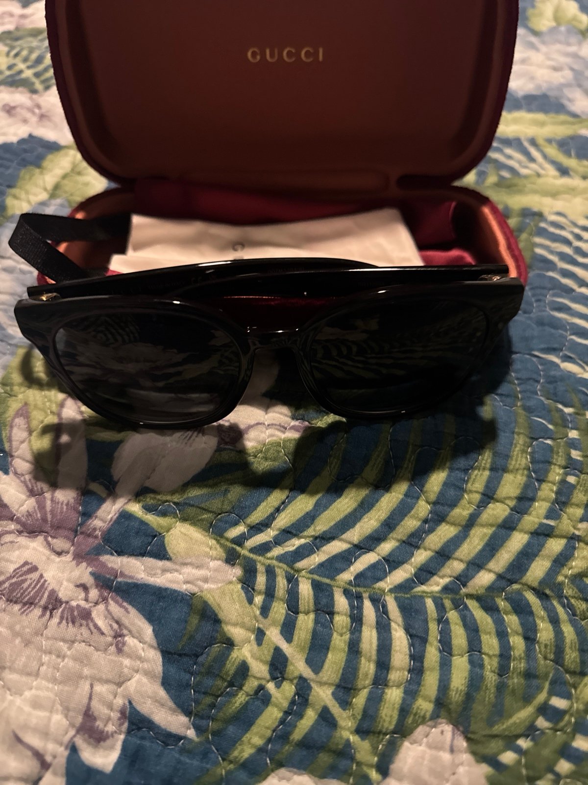 Gucci sunglasses frame